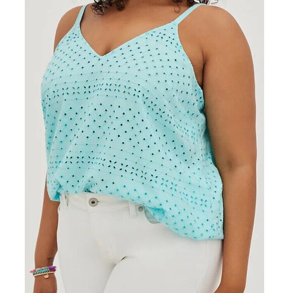 TORRID 2 Plus Size Sophie Eyelet Swing Cami Aqua Blue Sleeveless Tank Blouse 2X - Picture 1 of 16